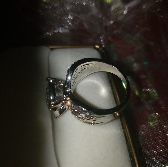 NEW Sophisticated Halo Gold Silver CZ Pave SZ 7 Ring Heavy Statement Bold main image 6